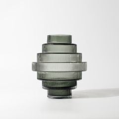 Bình Hoa Thủy Tinh Nâu Phong Cách Tháp Tầng