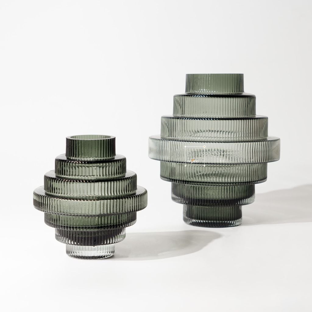 Bình Hoa Thủy Tinh Nâu Phong Cách Tháp Tầng