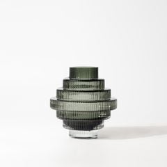 Bình Hoa Thủy Tinh Nâu Phong Cách Tháp Tầng