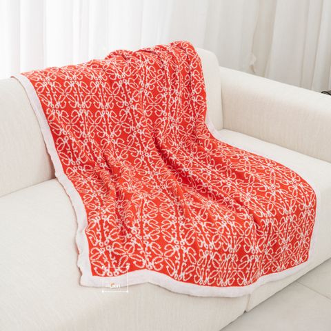 Chăn Len Dệt Kim Hoa Văn Cam Đậm Sang Trọng