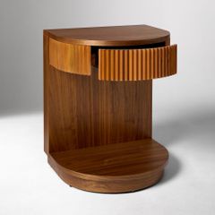 Tủ Đầu Giường Bán Nguyệt Fluted Mid-Century