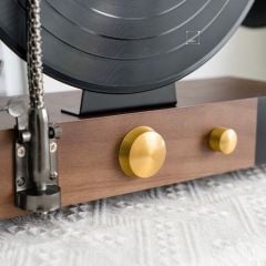 Đồ Trang Trí Đầu Đĩa Than Retro – Đế Gỗ Walnut