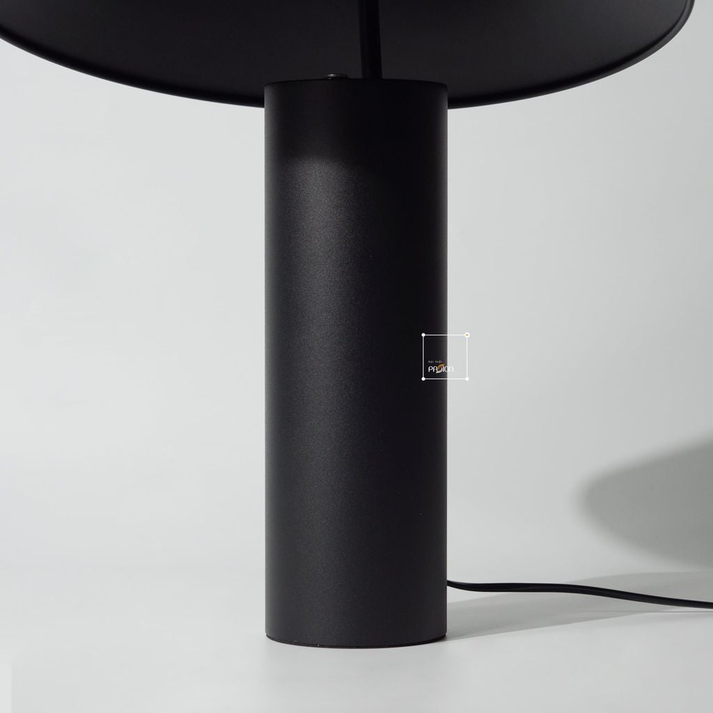 Đèn Bàn Hình Nón Chao Nghiêng Minimalist