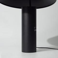 Đèn Bàn Hình Nón Chao Nghiêng Minimalist