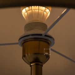 Đèn Bàn Thủy Tinh Thân Gợn Sóng Phong Cách Mỹ