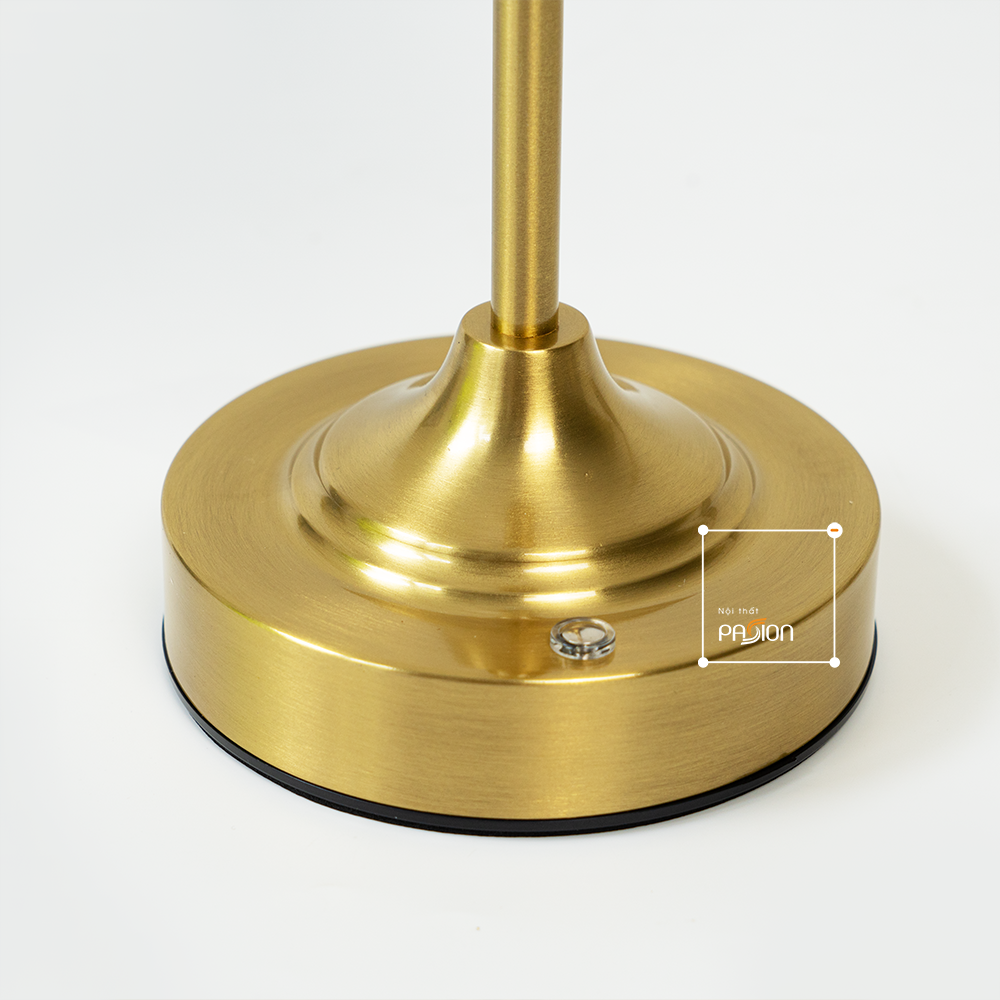 Đèn Bàn Tích Điện Chao Vải Cổ Điển Phong Cách Pháp Decor Bàn Tiệc