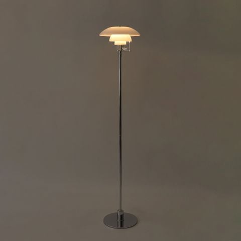 Đèn Sàn Thiết Kế Dáng Vòm Đan Mạch Thân Inox Mạ Điện