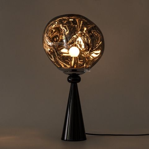 Đèn Sàn Hiện Đại Dung Nham Sang Trọng Kiểu Ý