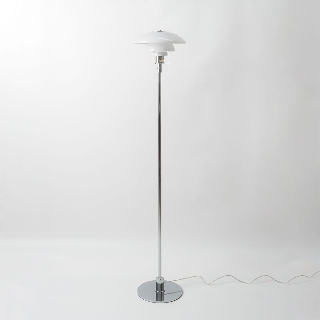 Đèn Sàn Thiết Kế Dáng Vòm Đan Mạch Thân Inox Mạ Điện