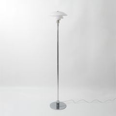 Đèn Sàn Thiết Kế Dáng Vòm Đan Mạch Thân Inox Mạ Điện