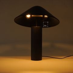 Đèn Bàn Hình Nón Chao Nghiêng Minimalist