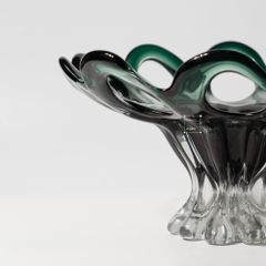 Dĩa Trang Trí Thủy Tinh H ình Cánh Hoa Tuyết Xanh Lục Sang Trọng