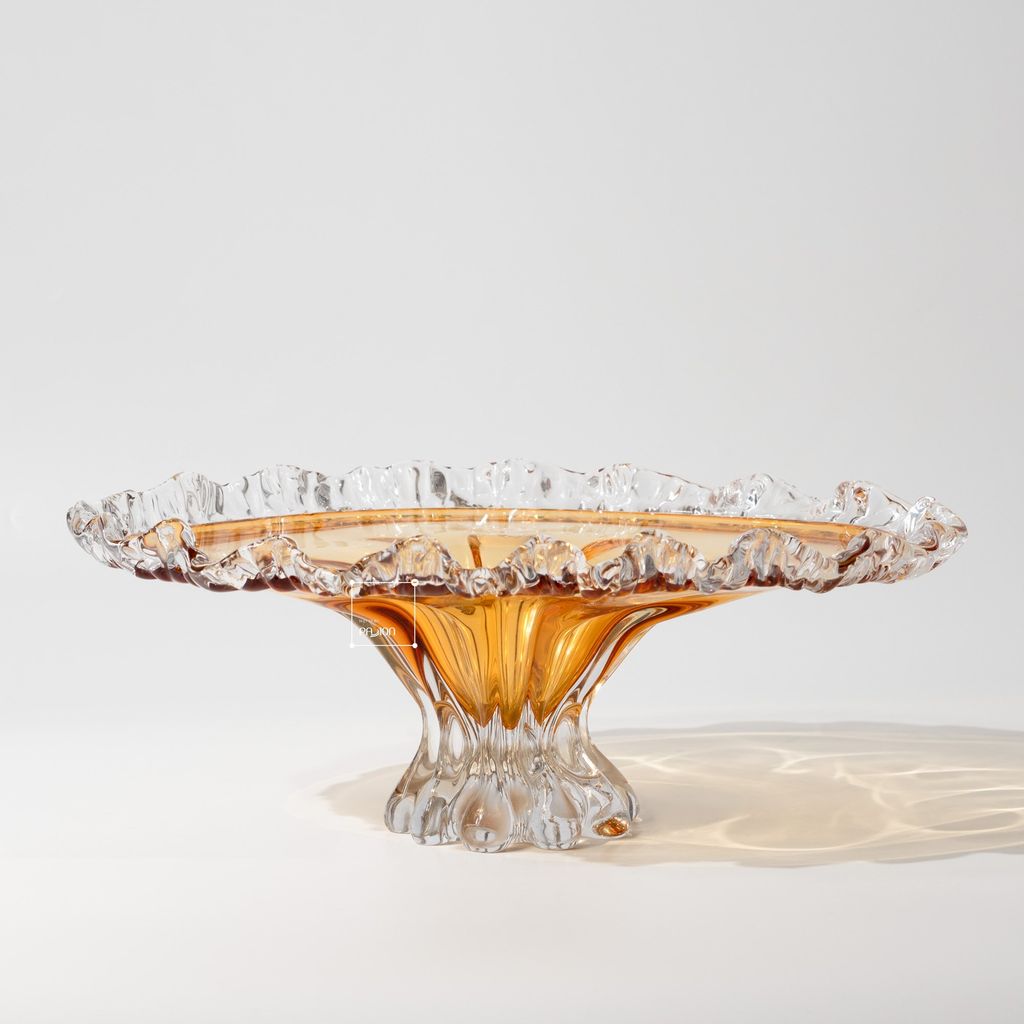 Dĩa Thủy Tinh Pha Lê Viền Dập Ply Hình Cành Hoa Hổ Phách