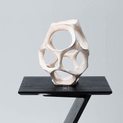 Tượng Trang Trí Hình Cầu Rỗng Phong Cách Wabi Sabi Tối Giản