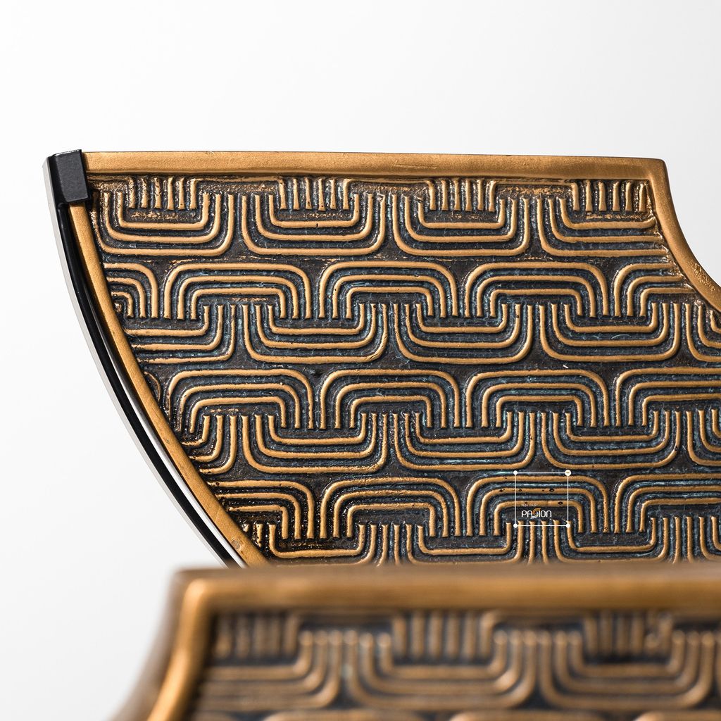 Đồ Trang Trí Để Bàn Tủ Console Hình Đồng Tiền Bán Nguyệt