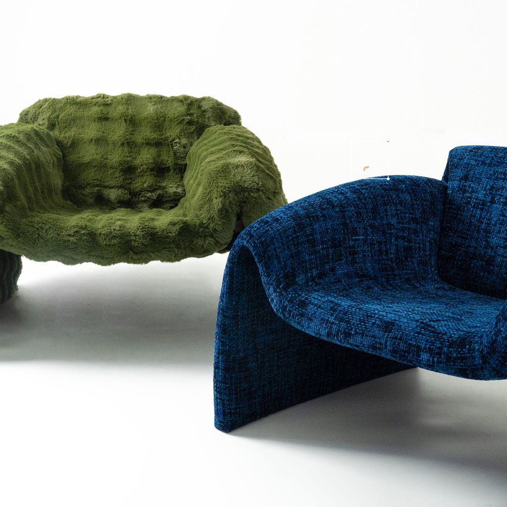 Ghế Armchair Mallis Dáng Chữ M