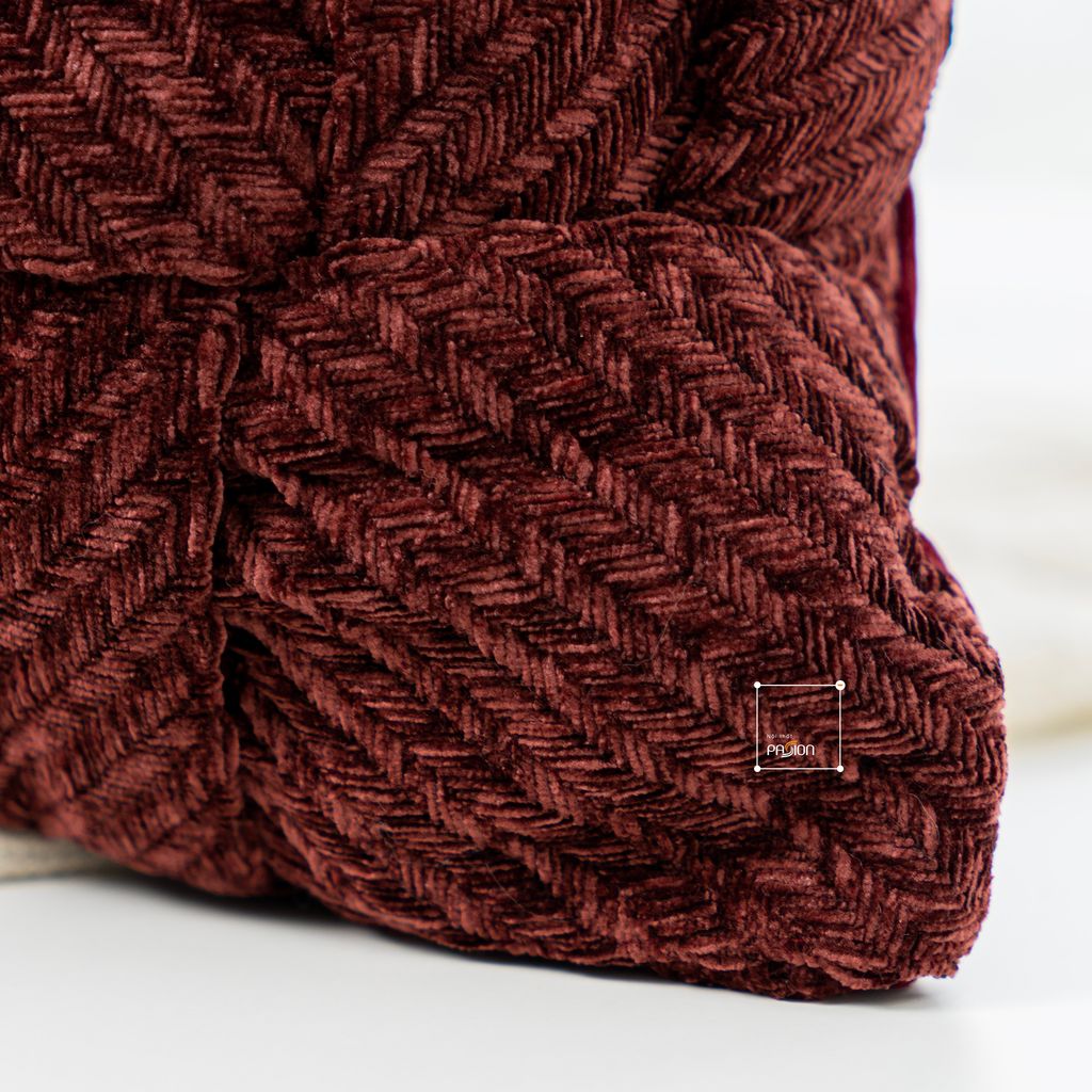 Vỏ Gối Sofa Cao Cấp Trang Trí Giường Ngủ Tông Đỏ Rượu