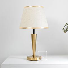 Đèn Bàn Chân Đế Kim Loại Vàng Tối Giản Châu Âu