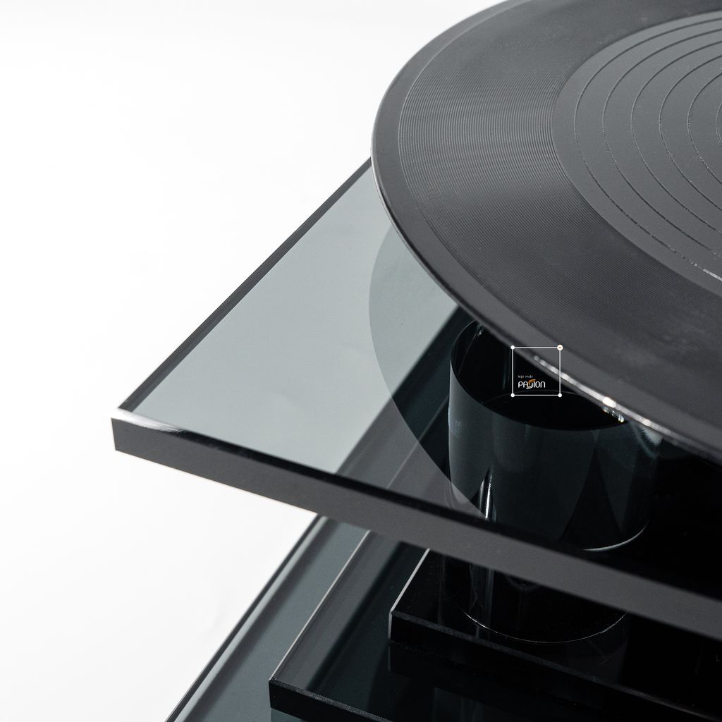 Tượng Trang Trí Hình Máy Hát Dĩa Vinyl Retro Phối Pha Lê Sang Trọng