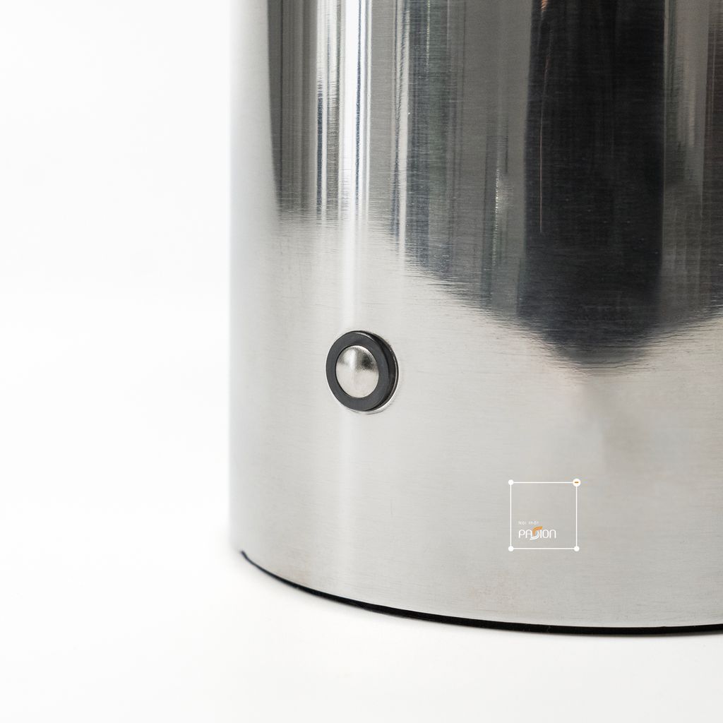 Đèn Bàn Phong Cách Mạ Điện Chrome Bạc Hình Cung Tròn