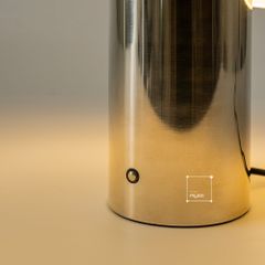 Đèn Bàn Phong Cách Mạ Điện Chrome Bạc Hình Cung Tròn