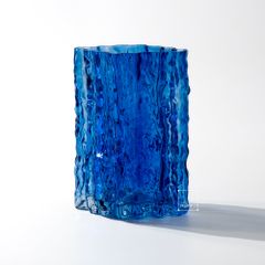 Bình Hoa Thủy Tinh Vuông Vân Sông Băng