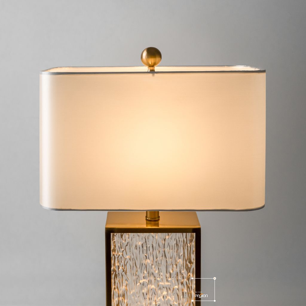 Đèn Bàn Thủy Tinh Viền Vàng Sông Băng Sang Trọng