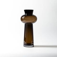 Bình Hoa Thủy Tinh Nâu Kiểu Pháp Gợn Sóng Sang Trọng