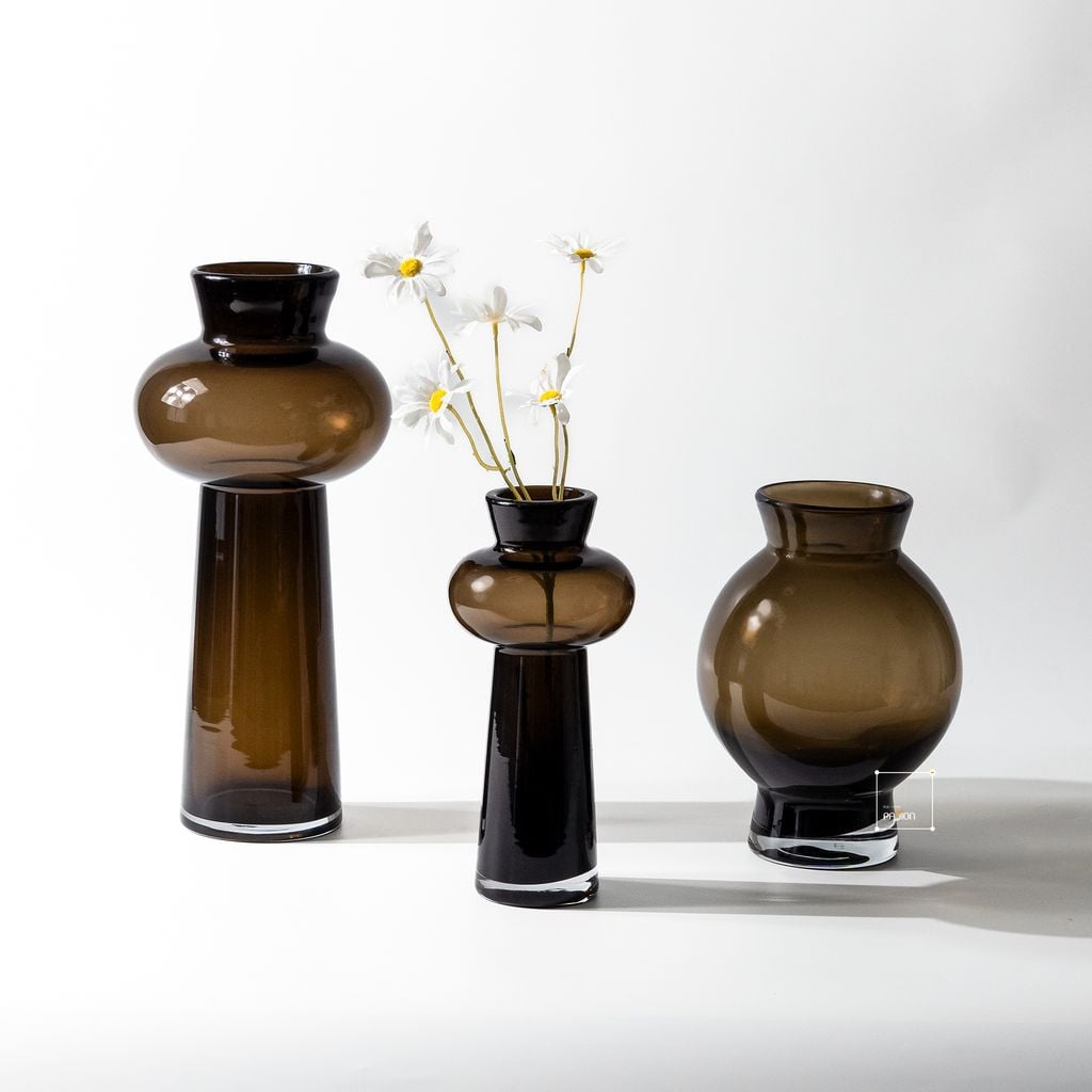 Bình Hoa Thủy Tinh Nâu Kiểu Pháp Gợn Sóng Sang Trọng