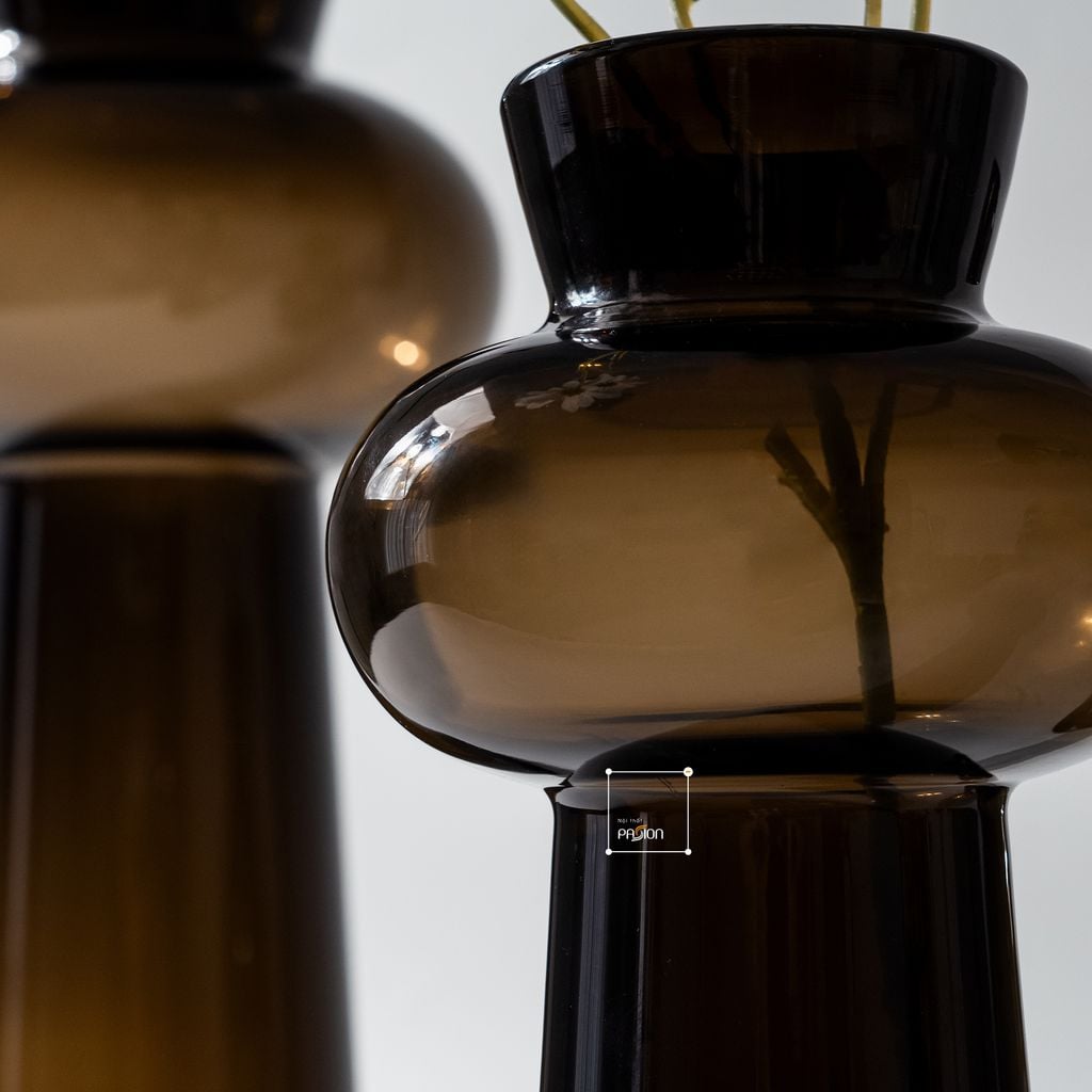 Bình Hoa Thủy Tinh Nâu Kiểu Pháp Gợn Sóng Sang Trọng