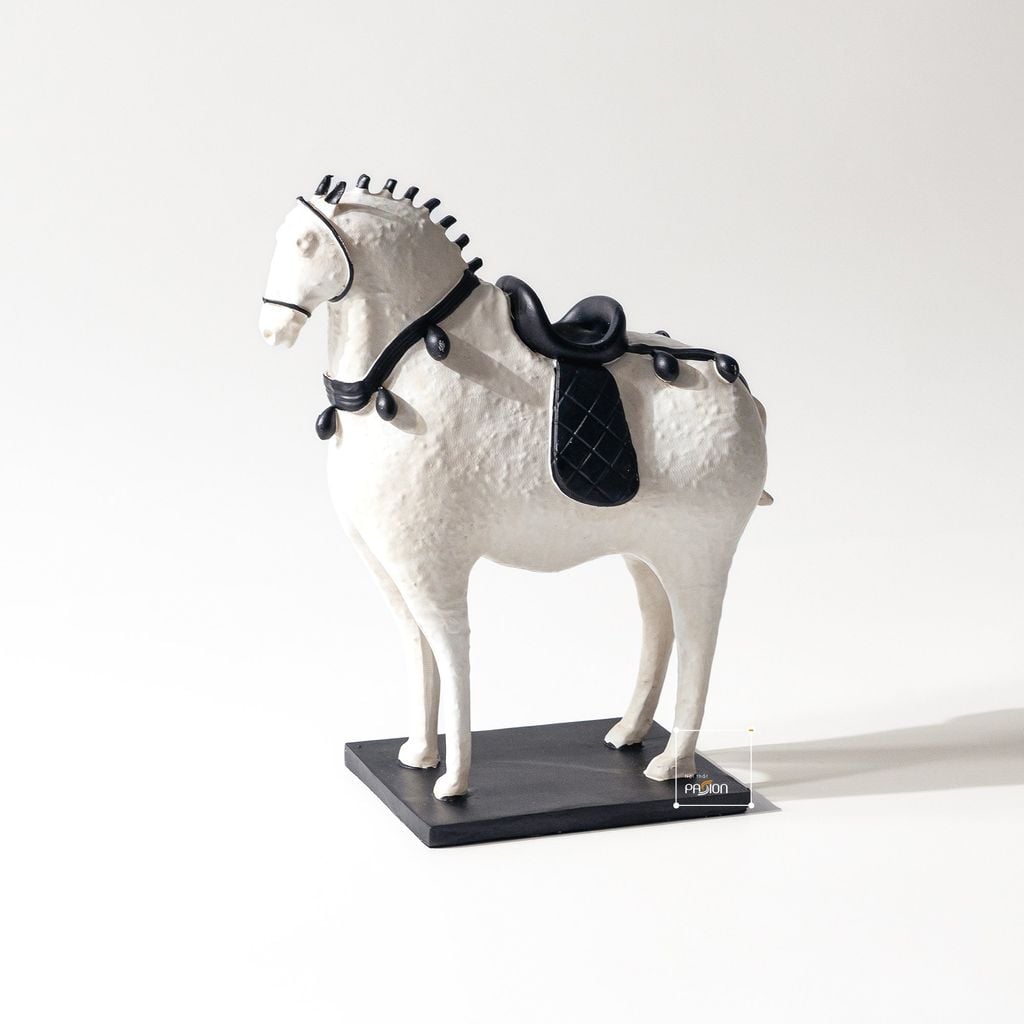 Tượng Ngựa Trừu Tượng Phong Cách Pháp Cổ Điển