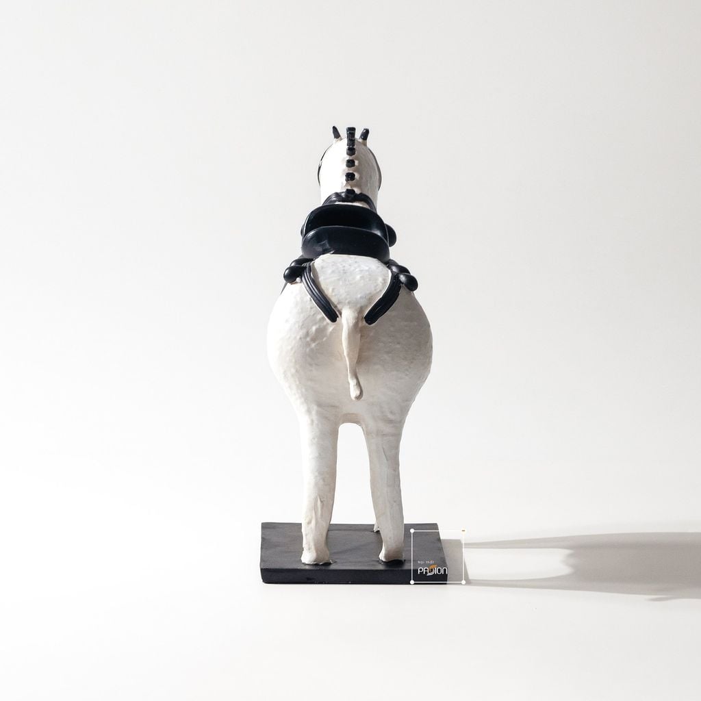 Tượng Ngựa Trừu Tượng Phong Cách Pháp Cổ Điển