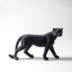 Tượng Báo Nâu Hình Đốm Nhung Ngồi Sang Trọng