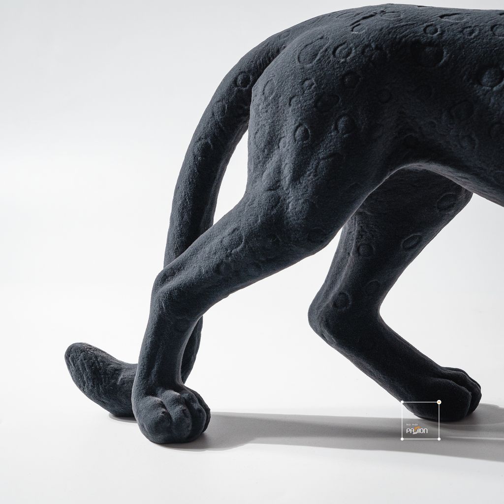 Tượng Báo Nâu Hình Đốm Nhung Ngồi Sang Trọng