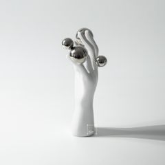 Tượng Bàn Tay Phối Khối Bạc Tròn Sáng Tạo