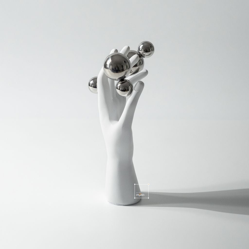 Tượng Bàn Tay Phối Khối Bạc Tròn Sáng Tạo