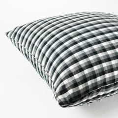 Vỏ Gối Tựa Lưng Cotton Caro Xám Đen