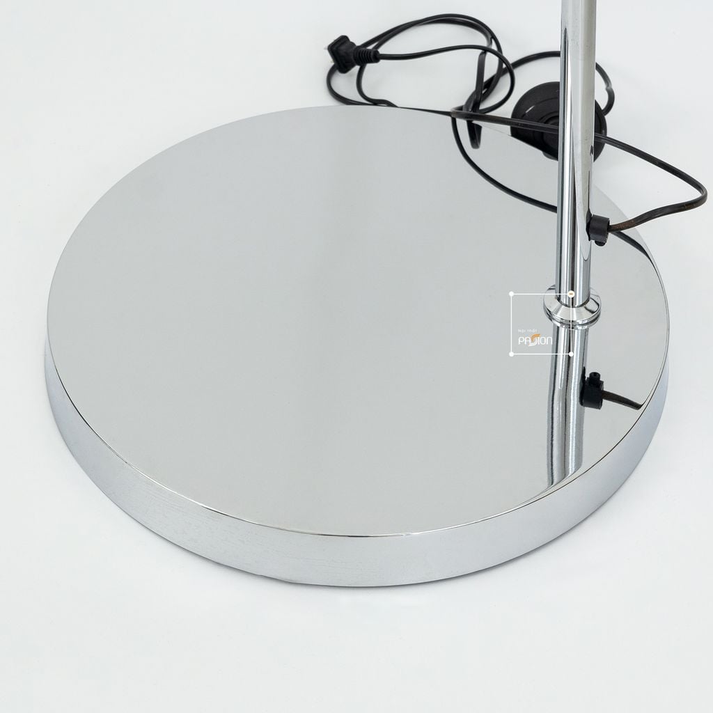 Đèn Sàn Vòng Cung Tròn Bắc Âu Trang Trí Sofa Bằng Kim Loại Ánh Sáng 3 Màu