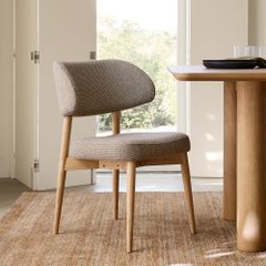 Ghế Ăn Lót Đệm Bo Cong Sang Trọng