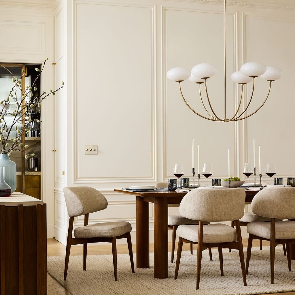 Ghế Ăn Lót Đệm Bo Cong Sang Trọng