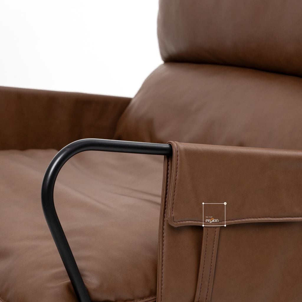 Ghế Armchair Da Chân Sắt
