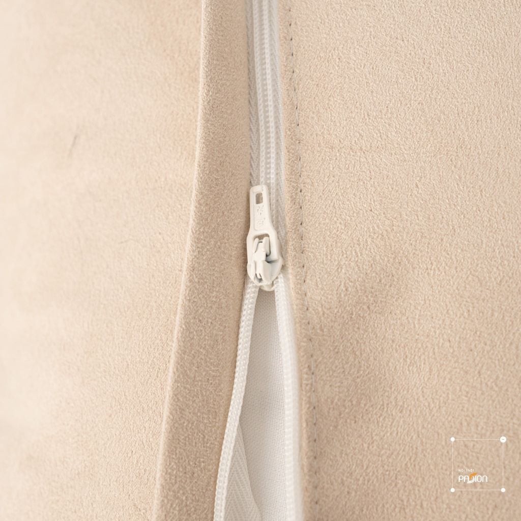 Vỏ Gối Tựa Lưng Nhung Đen Bạc Ánh Kim Vân Hổ