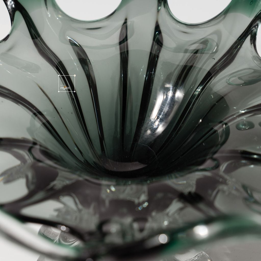 Dĩa Trang Trí Thủy Tinh H ình Cánh Hoa Tuyết Xanh Lục Sang Trọng