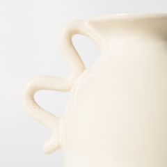 Bình Gốm Minimalist Tay Xoắn Bắc Âu