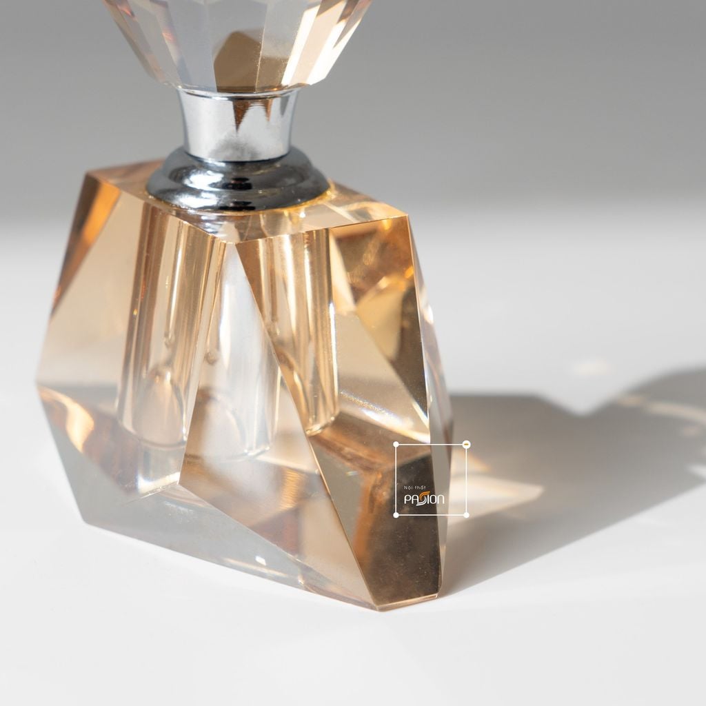 Đồ Decor Lọ Nước Hoa Pha Lê K9 Decor Không Gian Sang Trọng