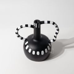 Bình Hoa Gốm Chấm Bi Đen Trắng Có Quai Cầm Bắc Âu