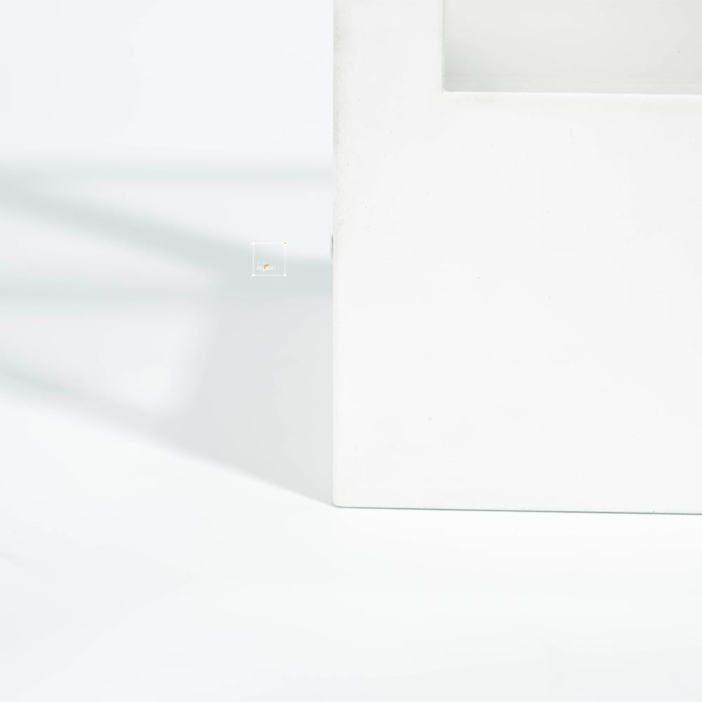 Đồ Decor Hình Loa Kim Loại Acrylic Trong Suốt Phong Cách Tối Giản