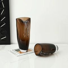 Bình Hoa Thủy Tinh Màu Nâu Khói Thiết Kế Giọt Chảy Độc Đáo