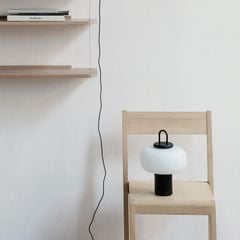 Đèn Bàn Trang Trí Chụp Kính Oval Thân Đen Phong Cách Tối Giản