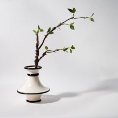 Bình Hoa Gốm Kiểu Pháp Phối Vòng Đen Sang Trọng